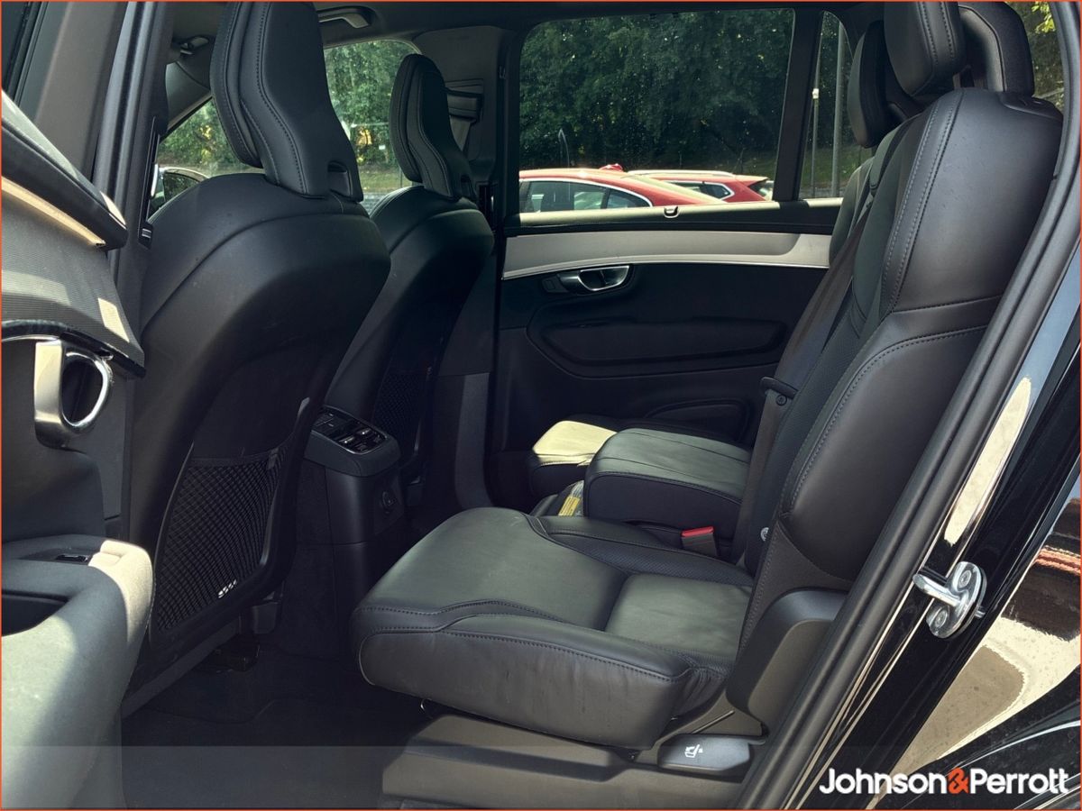 Volvo XC90 T8 455bhp AWD Plus Black Edition (Volvo Warranty until 2031)