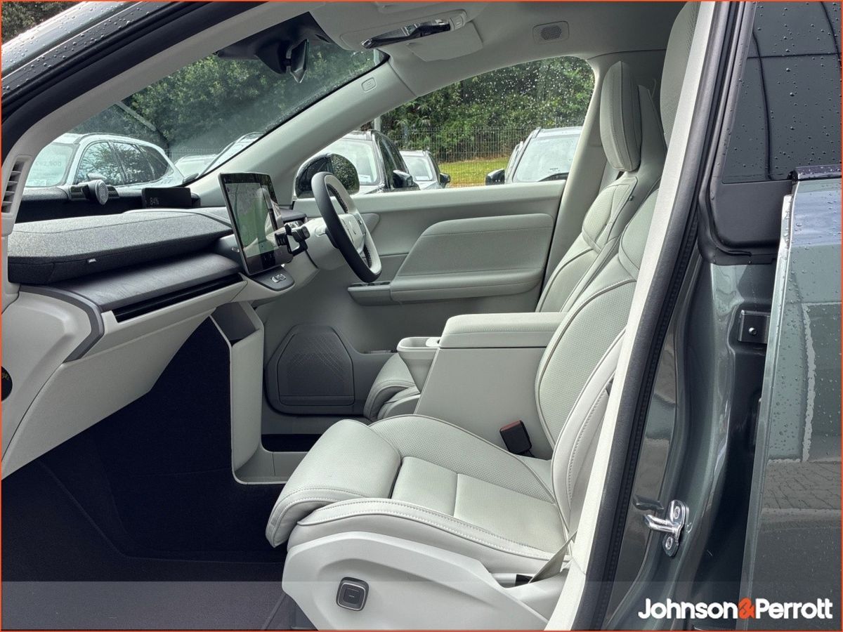 Volvo EX60 P10 AWD Plus 95 kWh Twin Motor From €71,595