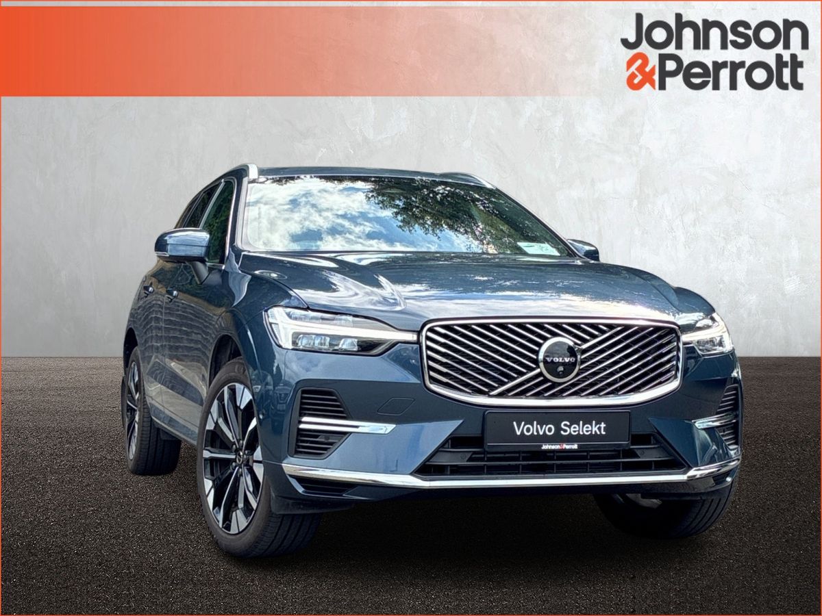 Volvo XC60 T6 AWD PHEV Plus Bright  (Four Year Volvo Selekt Warranty / Two Year Service Plan)