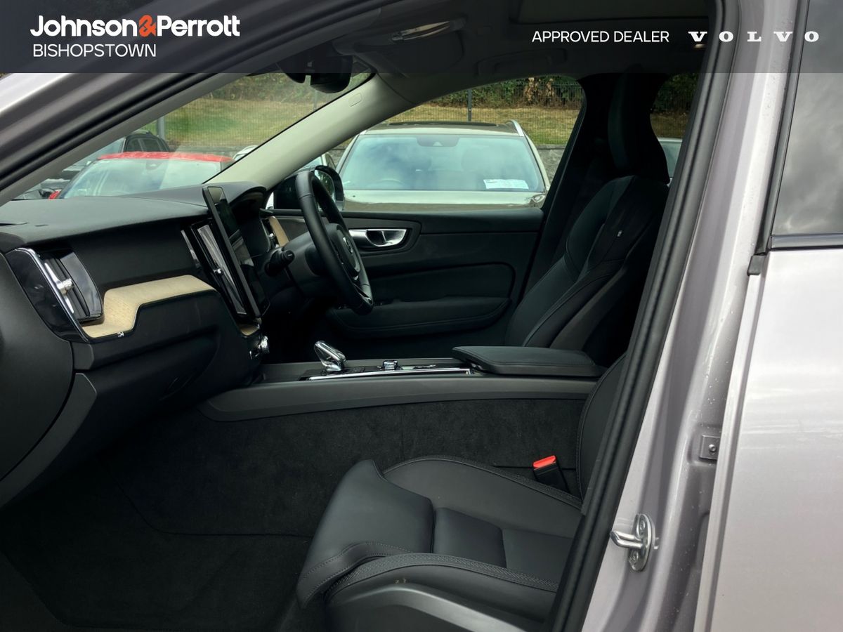 Volvo XC60 T6 350bhp AWD PHEV Plus Dark - Aurora Silver
