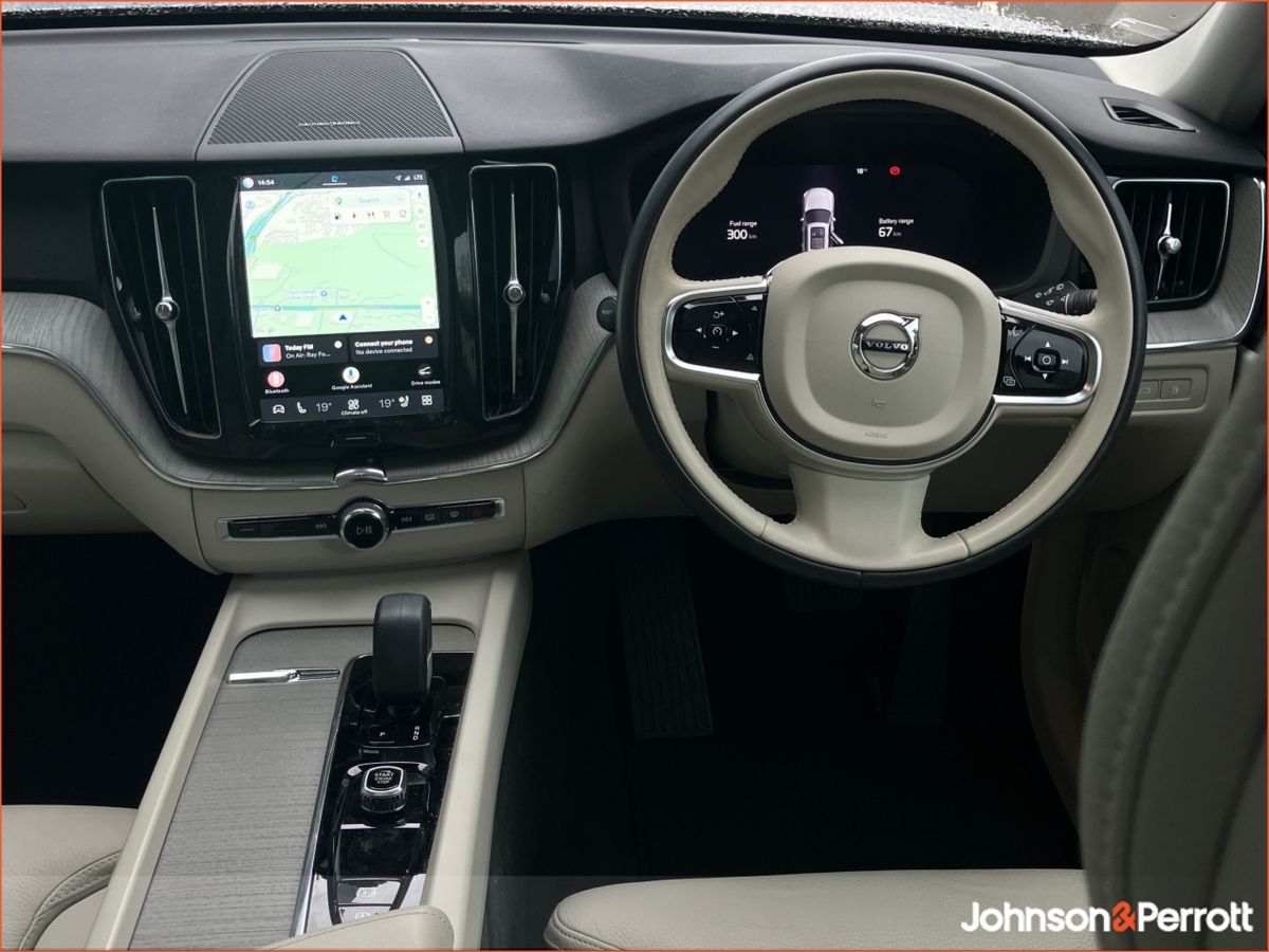 Volvo XC60 T6 350bhp AWD PHEV Plus Bright - Volvo Selekt Warranty until July 2029