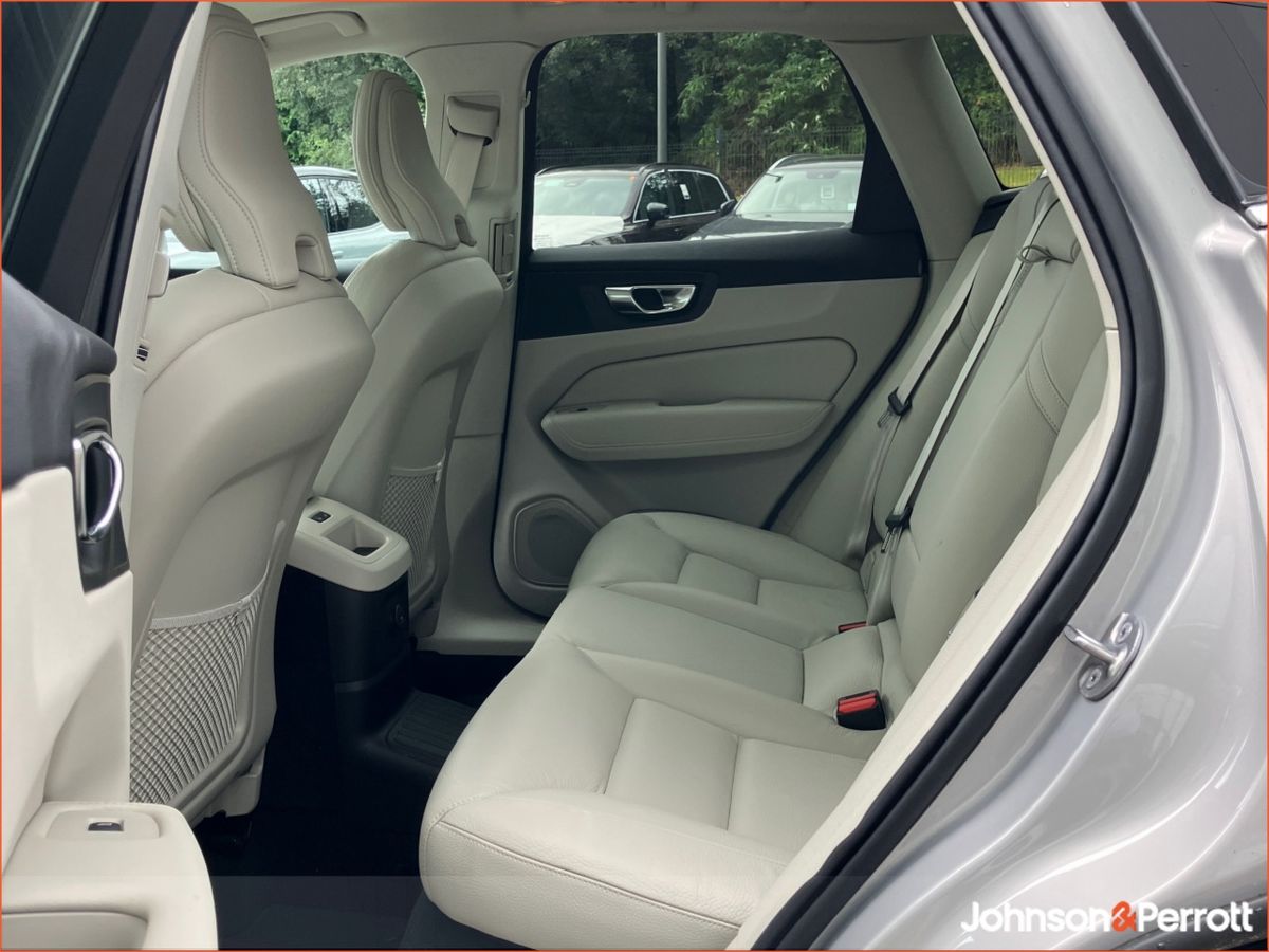 Volvo XC60 T6 350bhp AWD PHEV Plus Bright - Volvo Selekt Warranty until July 2029