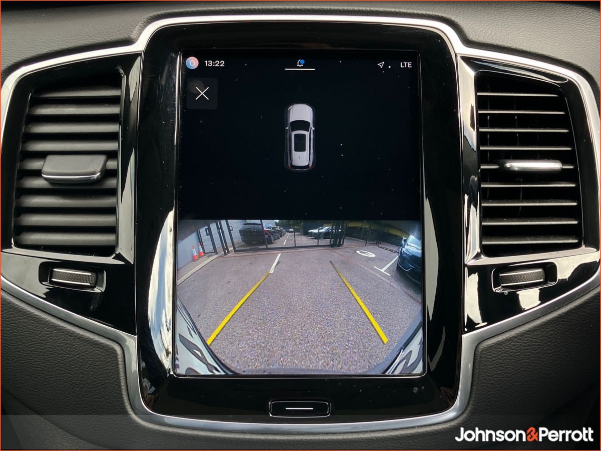 Volvo XC90 T8 455 bhp AWD PHEV Ultimate Bright - Two Year Volvo Selekt Warranty & Service Plan