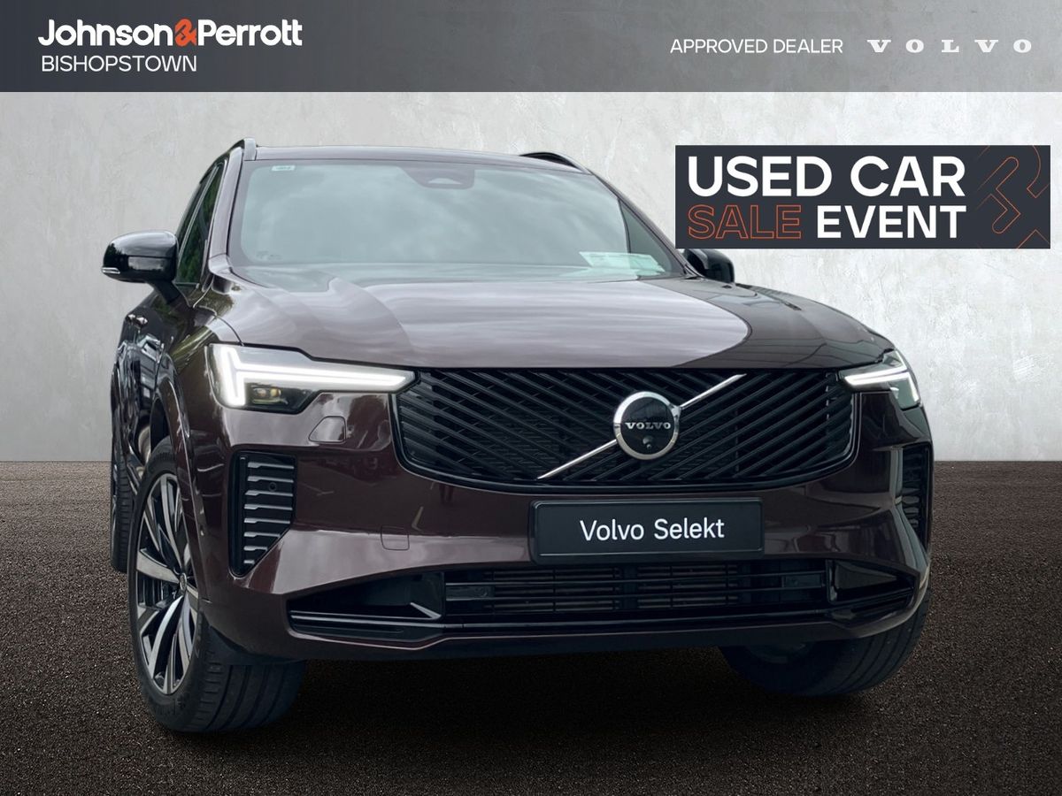 Volvo XC90 T8 455bhp AWD PHEV Plus Dark - Mulberry Red