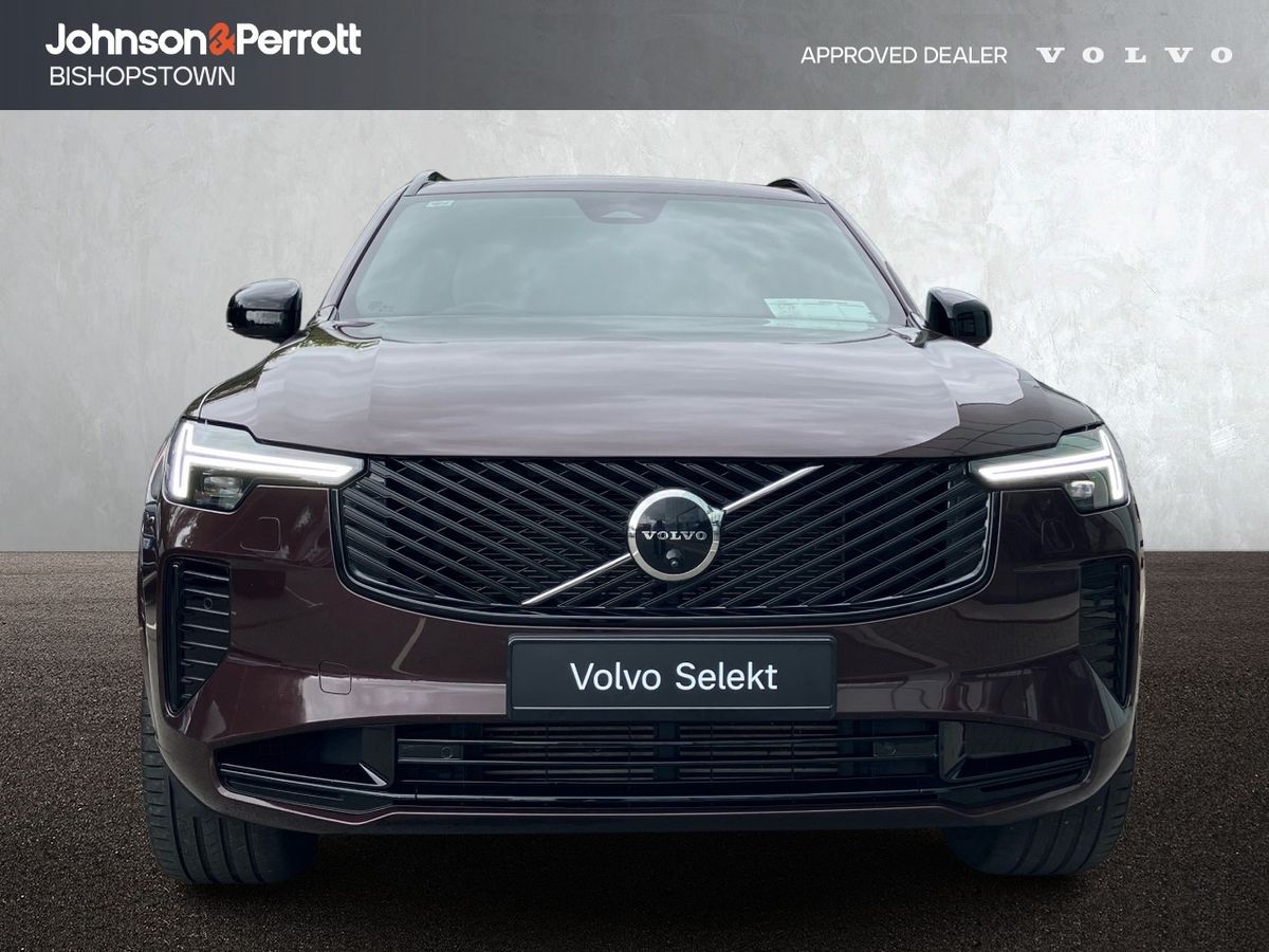 Volvo XC90 T8 455bhp AWD PHEV Plus Dark - Mulberry Red