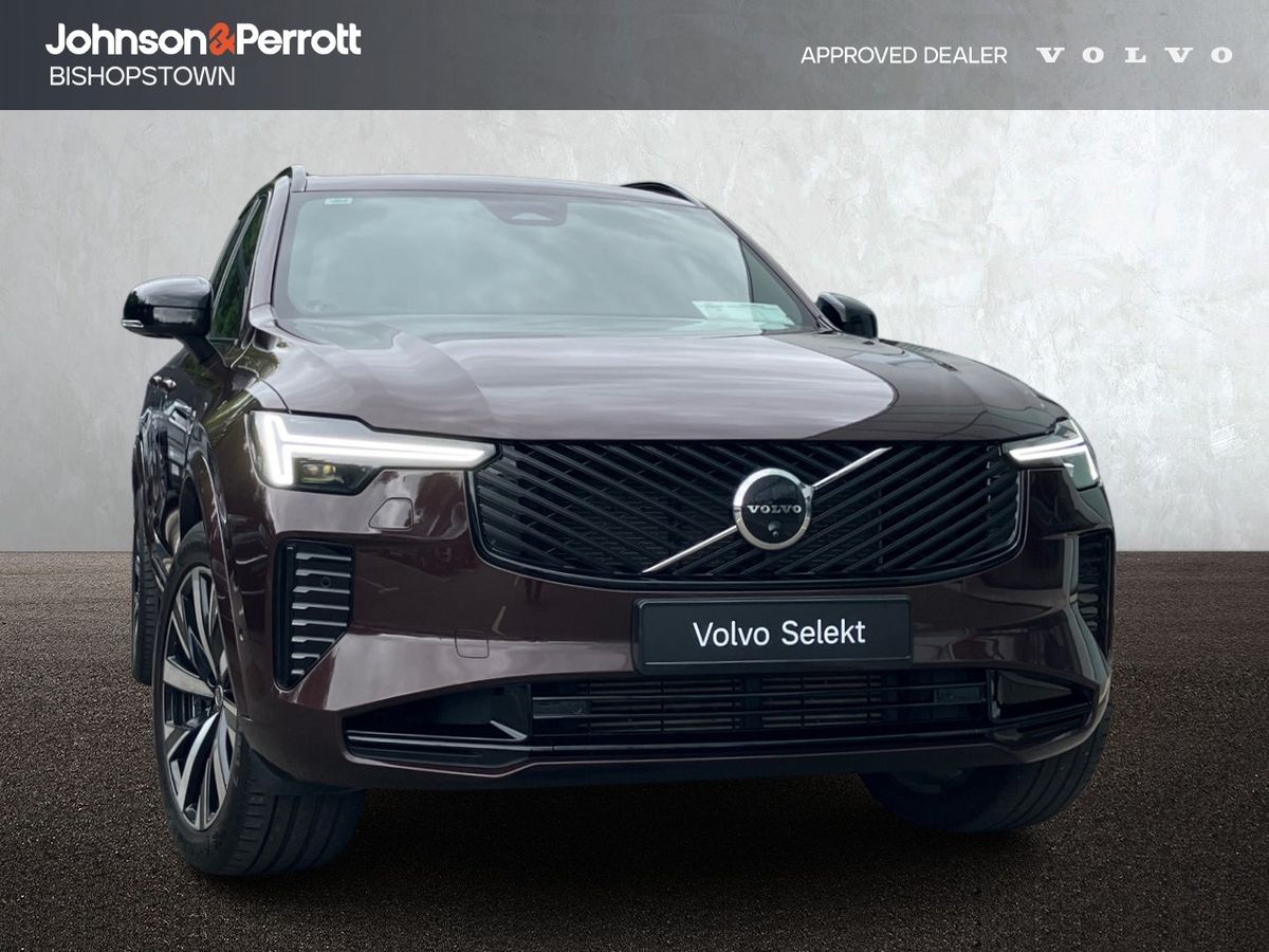 Volvo XC90 T8 455bhp AWD PHEV Plus Dark - Mulberry Red