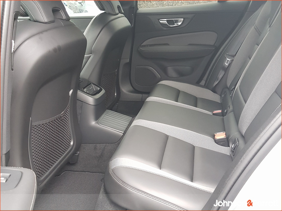 Volvo V60 T6 350 bhp AWD PHEV Plus Dark - Towbar / Pilot Assist + 360 Camera