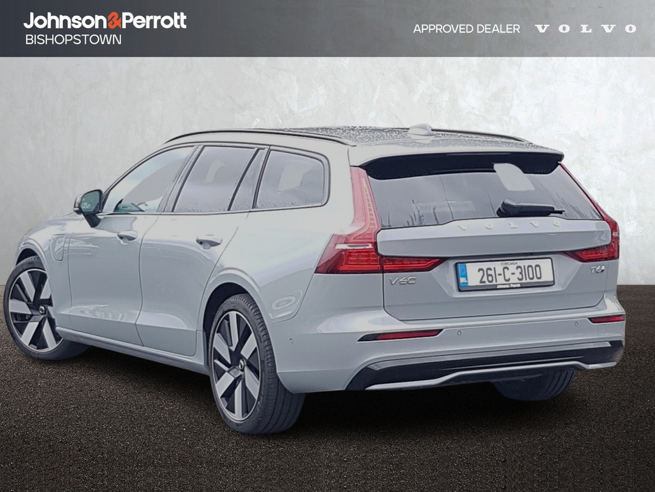 Volvo V60 T6 350 bhp AWD PHEV Plus Dark - Towbar / Pilot Assist + 360 Camera