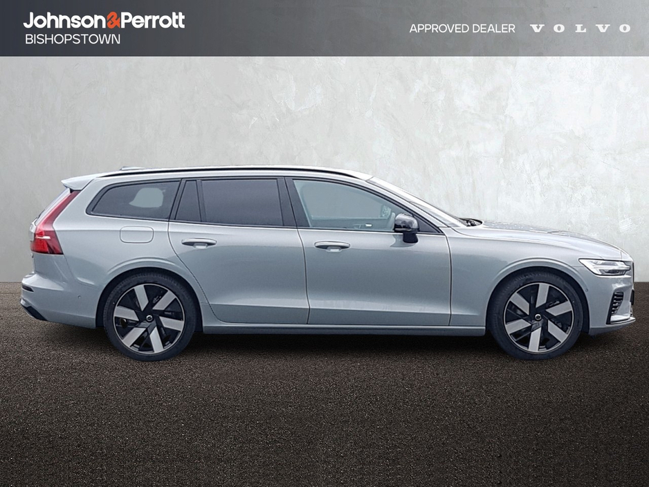 Volvo V60 T6 350 bhp AWD PHEV Plus Dark - Towbar / Pilot Assist + 360 Camera