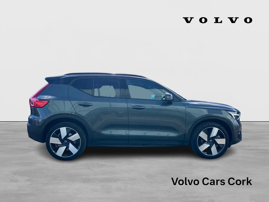 Volvo EX40 82 kWh Extended Range Ultra - Forest Lake