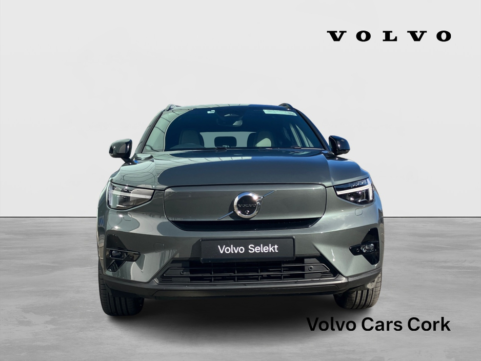 Volvo EX40 82 kWh Extended Range Ultra - Forest Lake