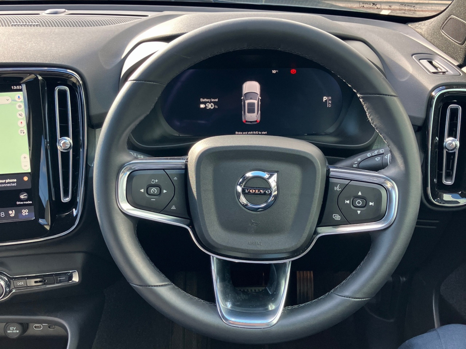 Volvo EX40 82 kWh Extended Range Ultra - Forest Lake
