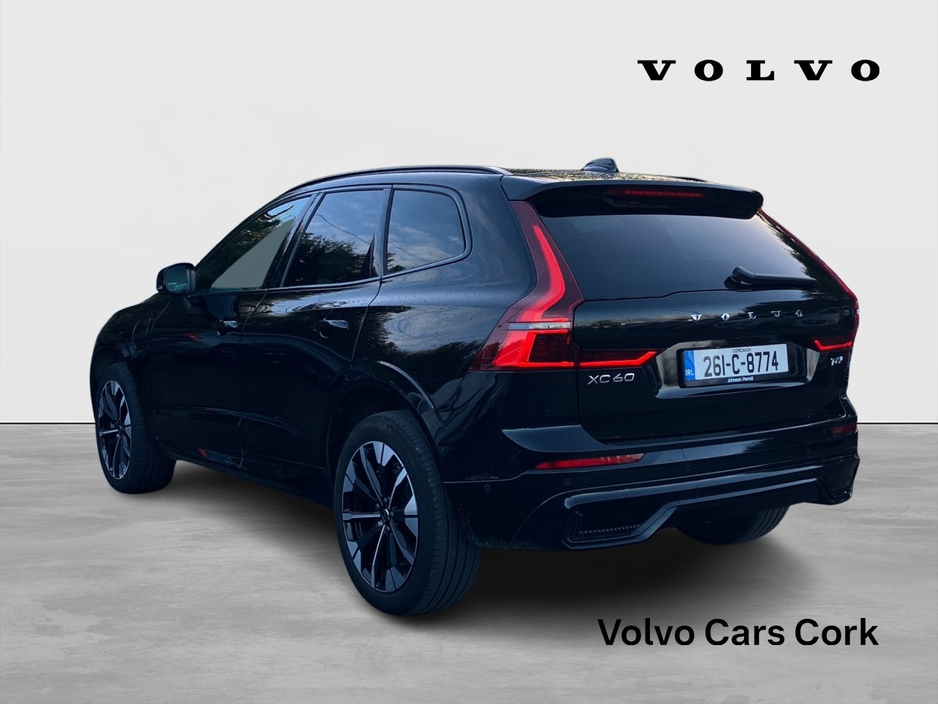 Volvo XC60 T6 350bhp AWD PHEV Plus Dark - Onyx Black