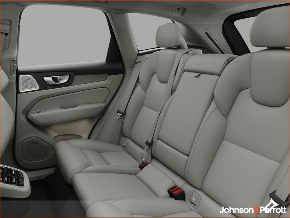 Volvo XC60 T6 356bhp AWD Long Range PHEV Ultra Pro Bright - Order for 2027