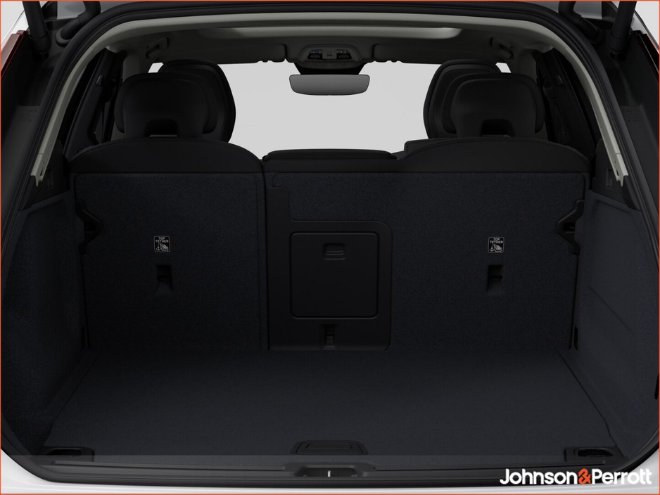 Volvo XC60 T6 356bhp AWD Long Range PHEV Core Bright- Order for 2027