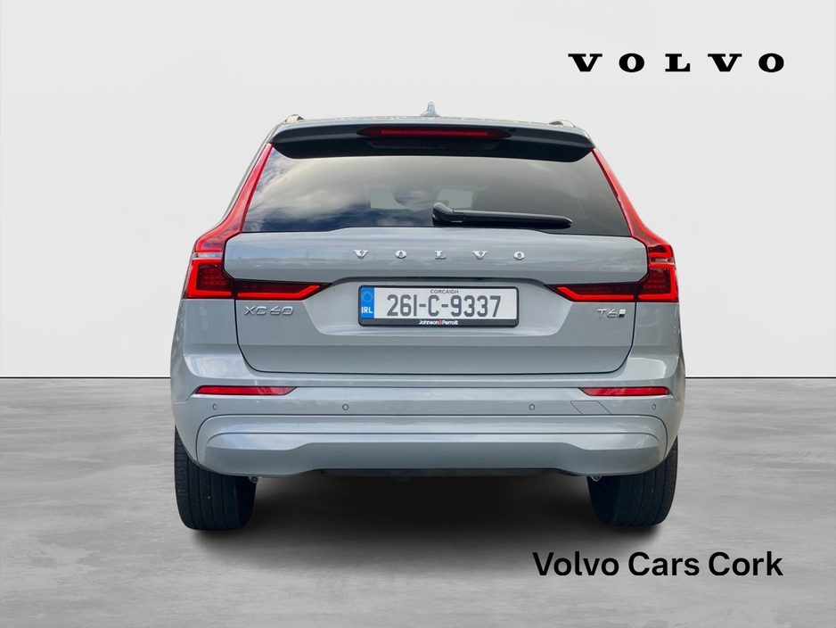 Volvo XC60 T6 360bhp AWD PHEV Core Bright - Vapour Grey