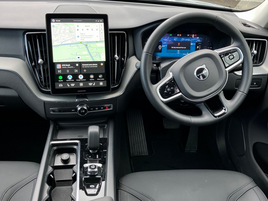 Volvo XC60 T6 360bhp AWD PHEV Core Bright - Vapour Grey