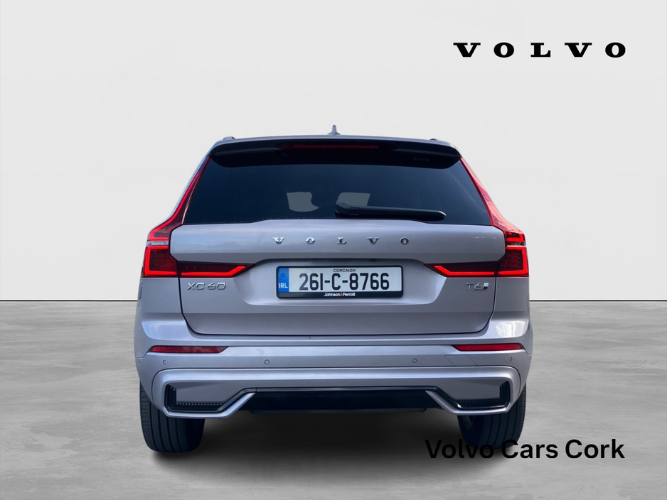 Volvo XC60 T6 350bhp AWD PHEV Plus Dark - Aurora Silver