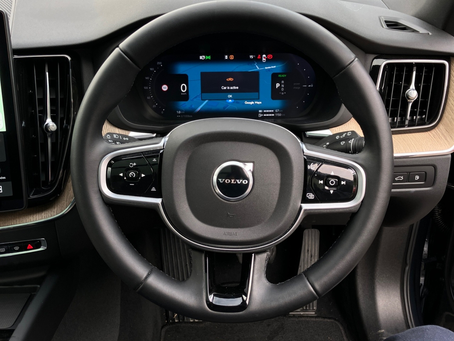Volvo XC60 T6 350bhp AWD PHEV Plus Dark - Denim Blue