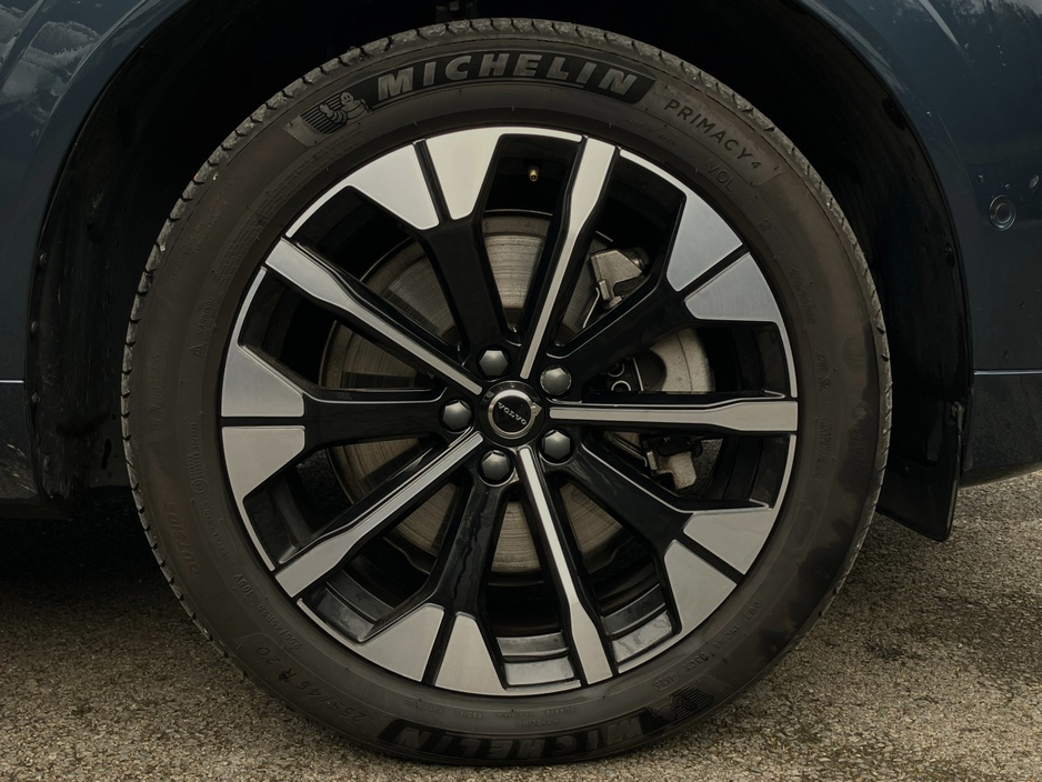 Volvo XC60 T6 350bhp AWD PHEV Plus Dark - Denim Blue
