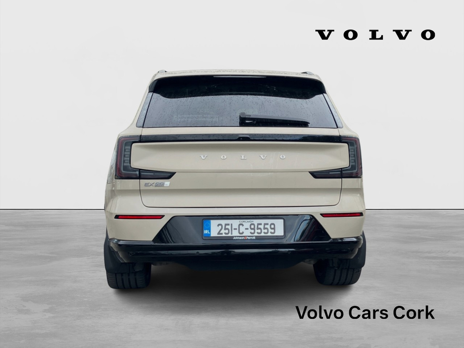 Volvo EX90 111 kWh Twin Motor AWD 517bhp Performance Ultra - Sand Dune Metallic