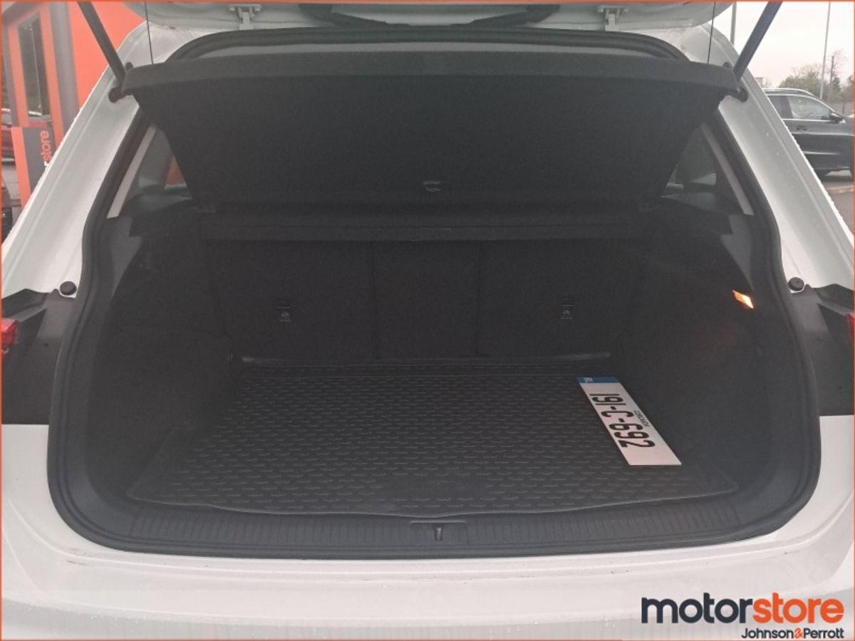 Volkswagen Tiguan 2.0 TDI 150HP Comfortline (One Year Warranty / AA Membership / Bishopstown)