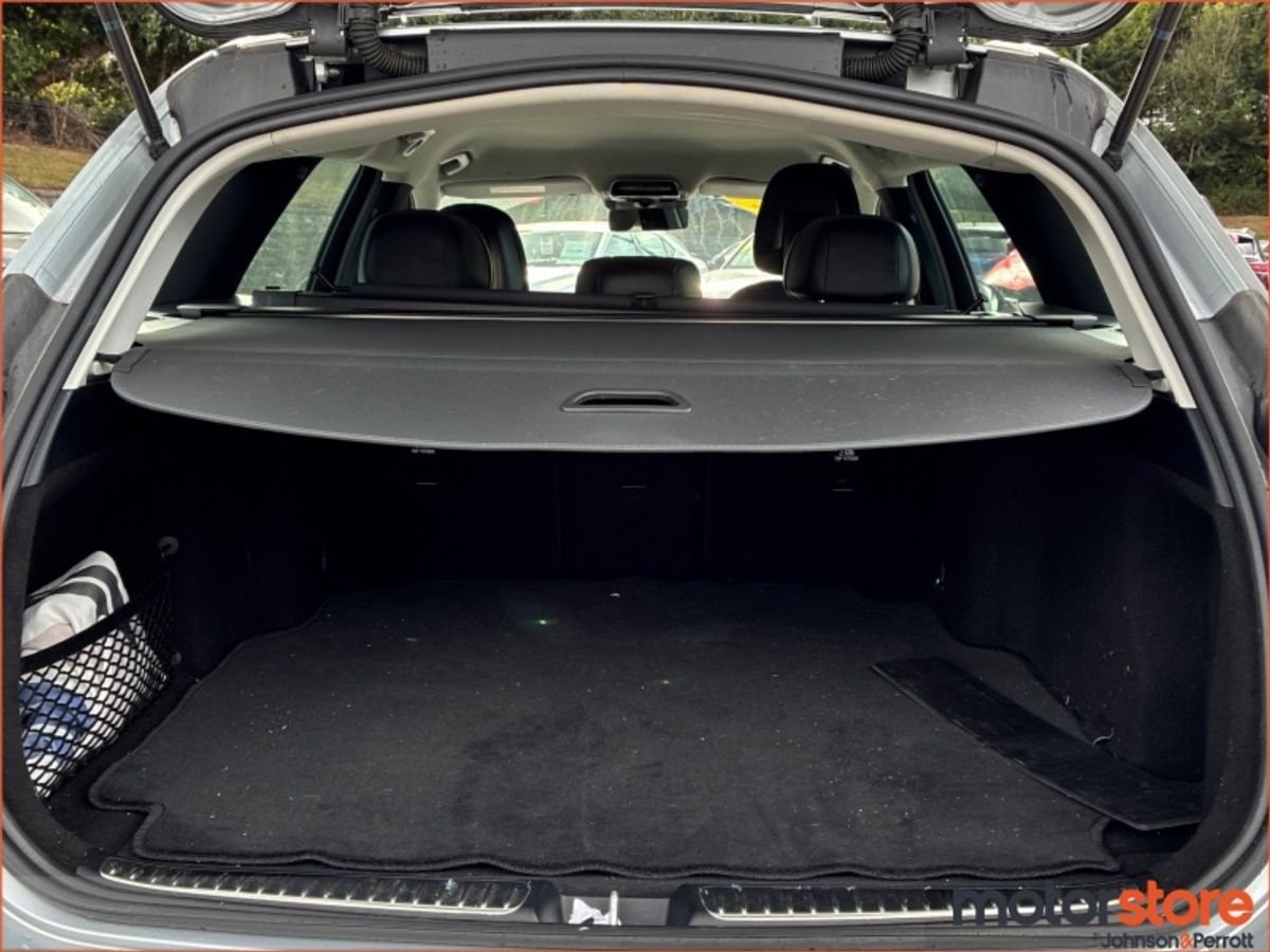 Mercedes-Benz C-Class C 220 D Avantgarde Auto Estate - (One Year Warranty / AA Membership / Bishopstown)