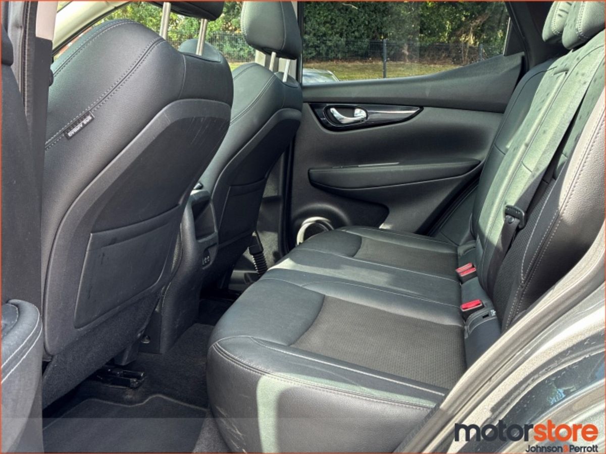 Nissan Qashqai 1.5 DSL SV PREMIUM