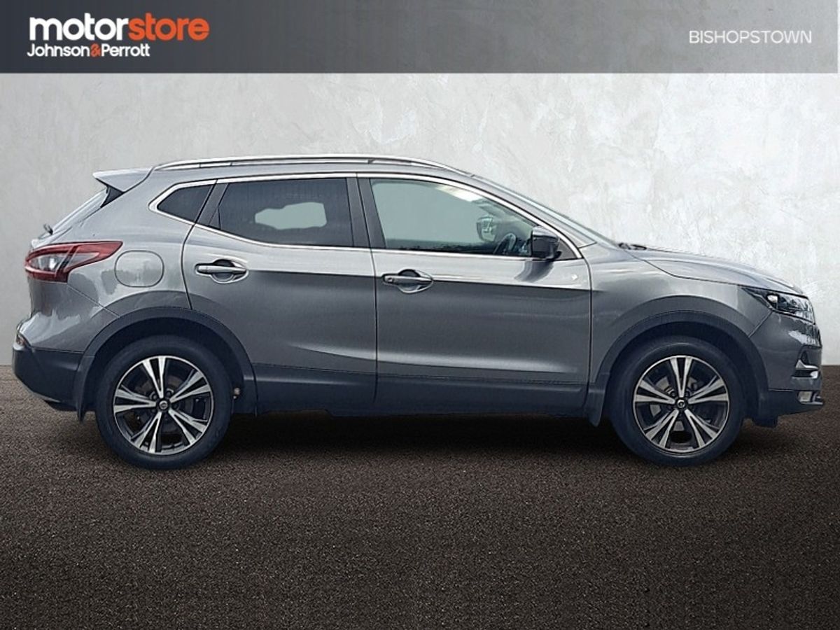 Nissan Qashqai 1.5 DSL SV PREMIUM