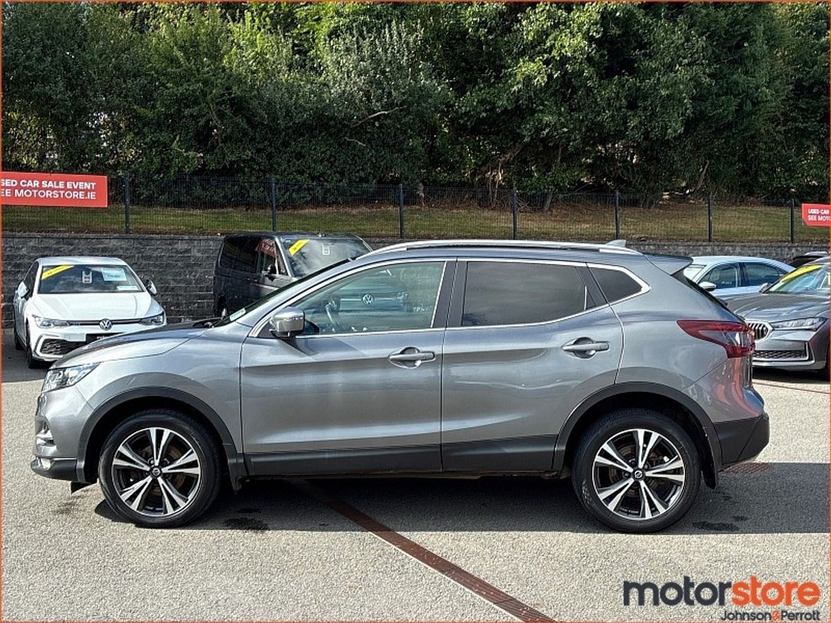 Nissan Qashqai 1.5 DSL SV PREMIUM