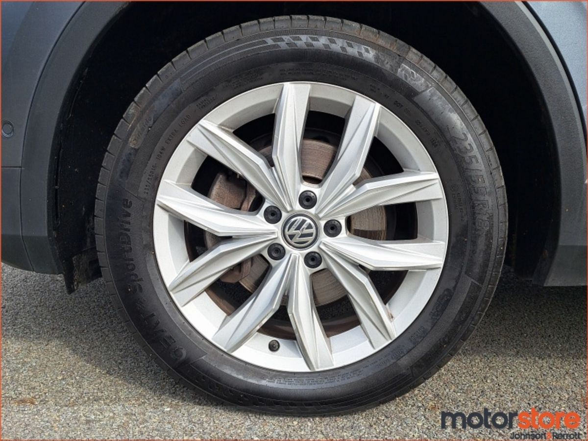 Volkswagen Tiguan 2.0 TDI 150HP Highline (One Year Warranty / AA Membership / Bishopstown)