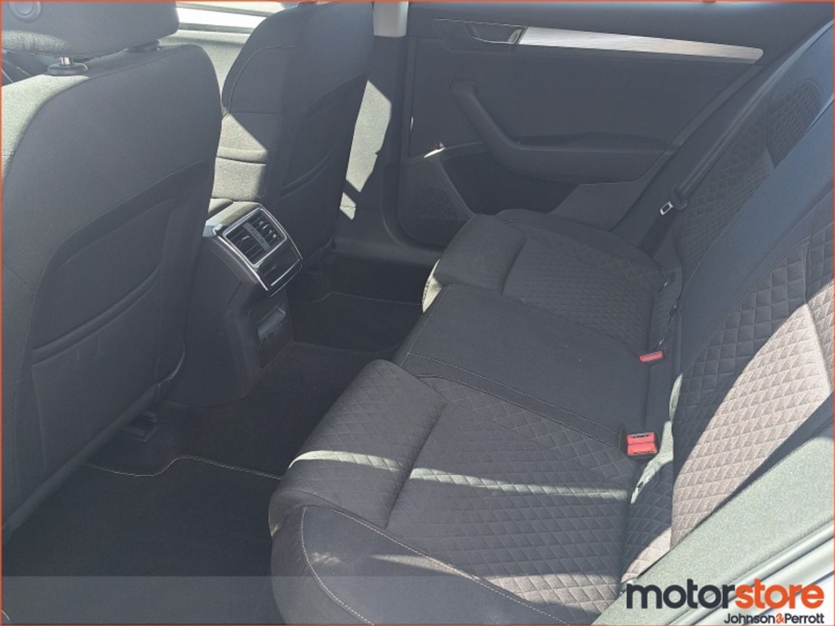 Skoda Superb 2.0TDI 122HP DSG Ambition (One Year Warranty / AA Membership / Bishopstown)