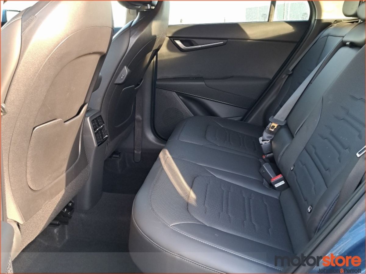 Kia Niro K3 1.6 Petrol HEV (Kia Warranty / AA Membership / Bishopstown)