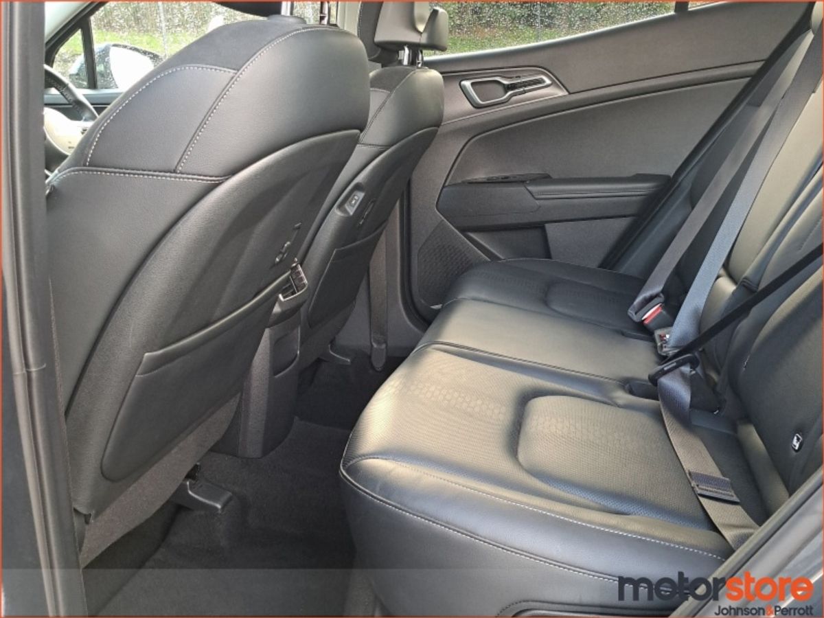 Kia Sportage K3 1.6 Diesel (Kia Warranty / AA Membership / Bishopstown)