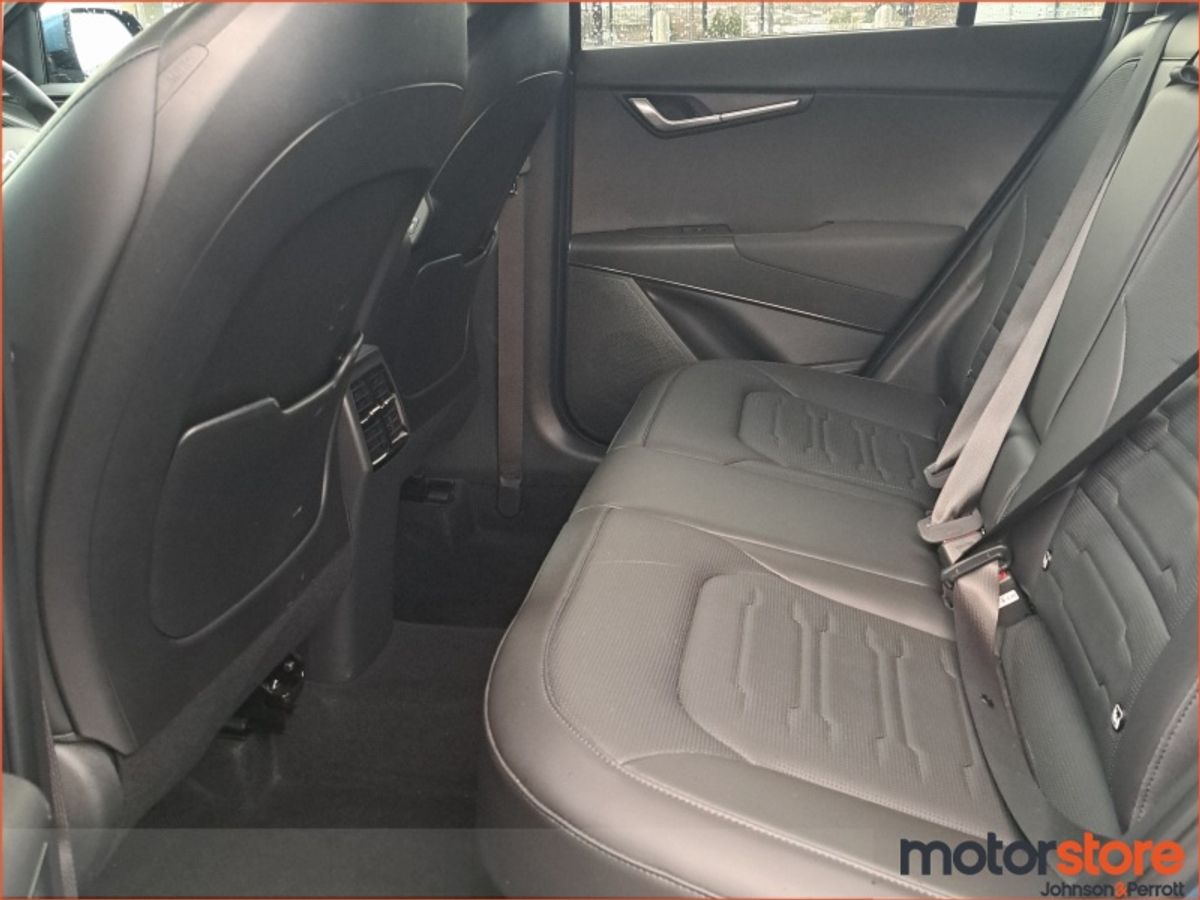 Kia Niro K3 1.6 Petrol HEV (Kia Warranty / AA Membership / Bishopstown)