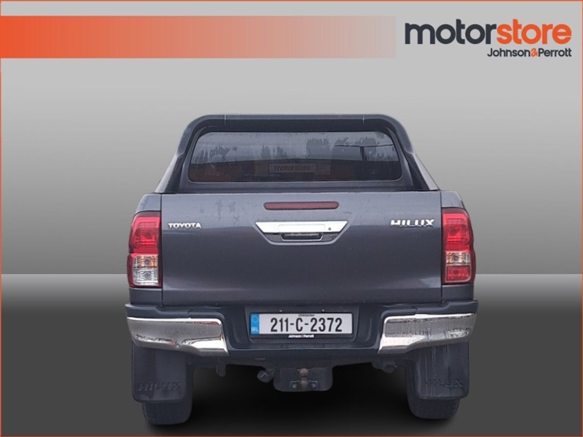 Toyota Hilux HILUX 2.8 DOUBLE CAB SR5 4 DR