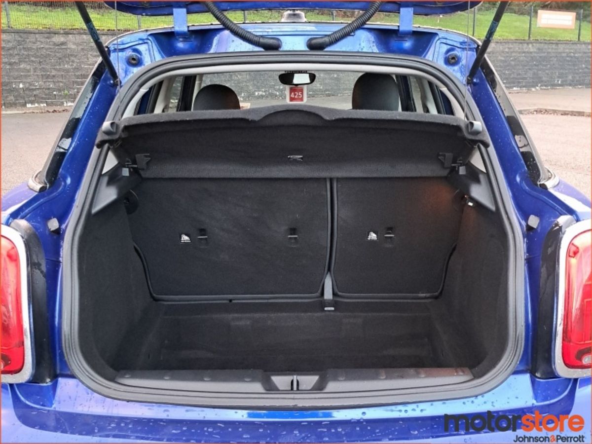 Mini Cooper Cooper Classic Auto