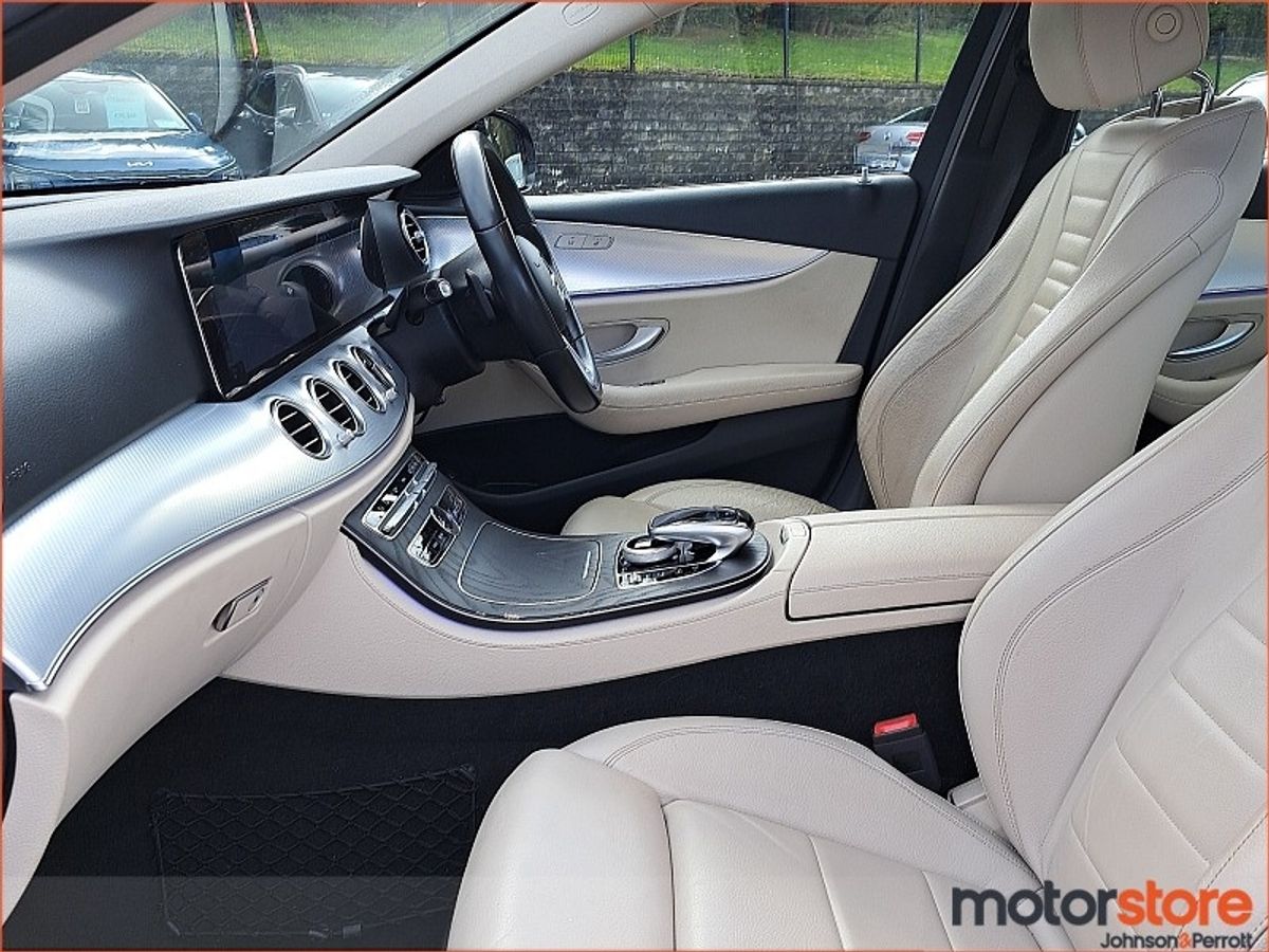 Mercedes-Benz E-Class E 220 D AVANTGARD 18% A/T