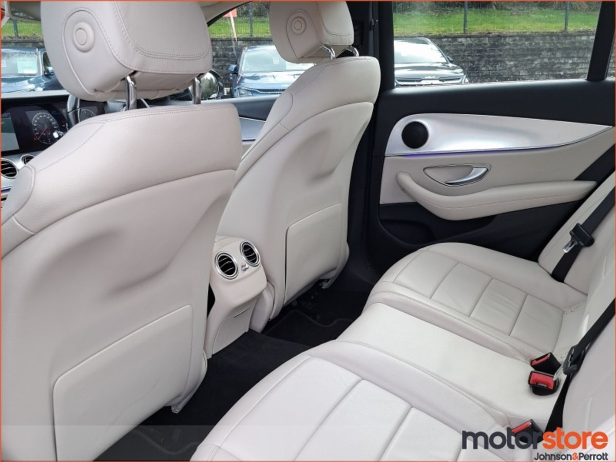 Mercedes-Benz E-Class E 220 D AVANTGARD 18% A/T