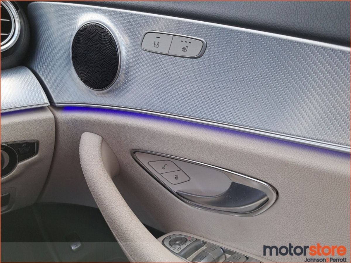 Mercedes-Benz E-Class E 220 D AVANTGARD 18% A/T