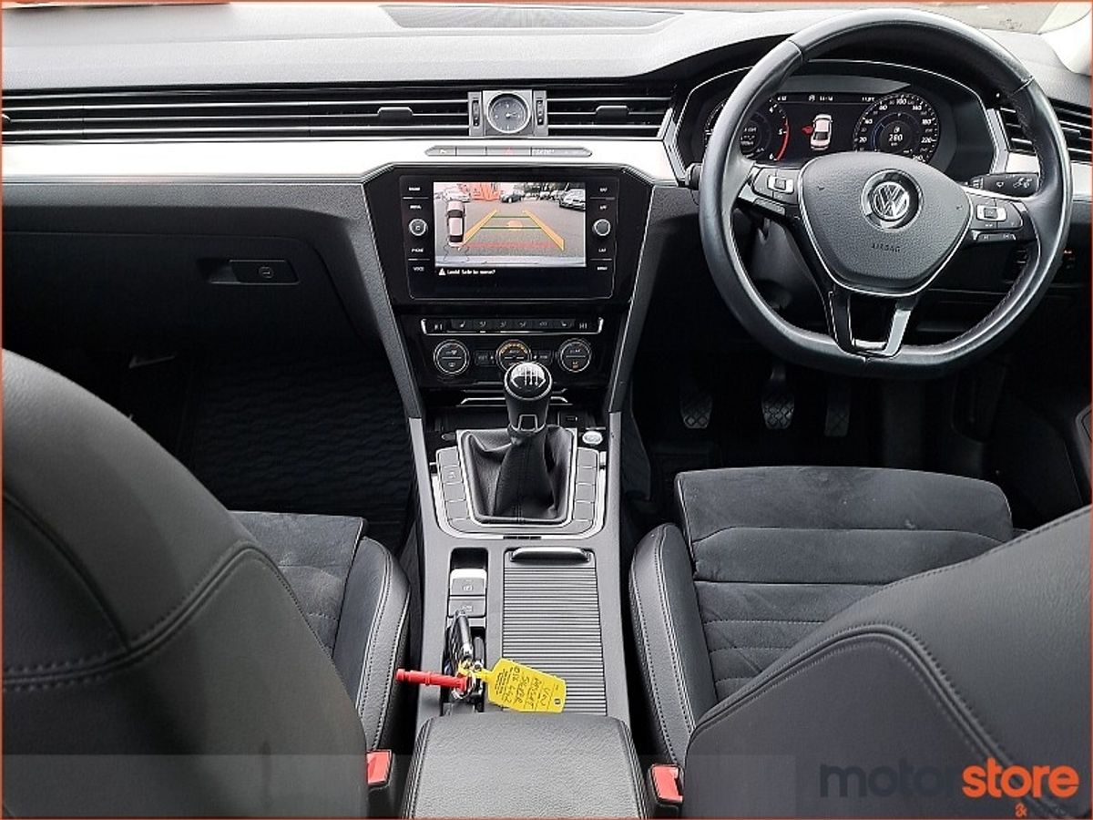 Volkswagen Passat 2.0 TDI 150HP Highline