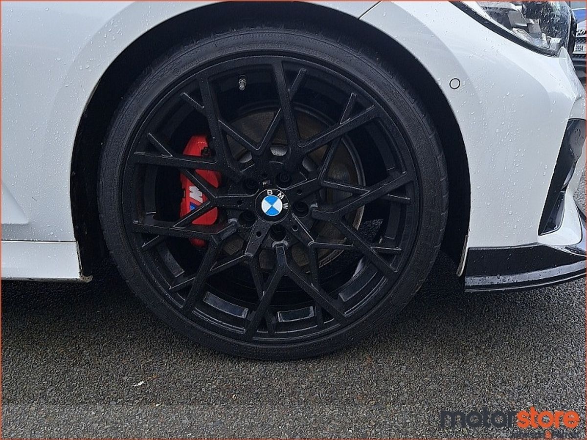 BMW 3-Series 330 E M Sport Auto  330 e M Sport  330 e 292 12kWh PHEV 113BHP /83kw Step Auto Start/Stop