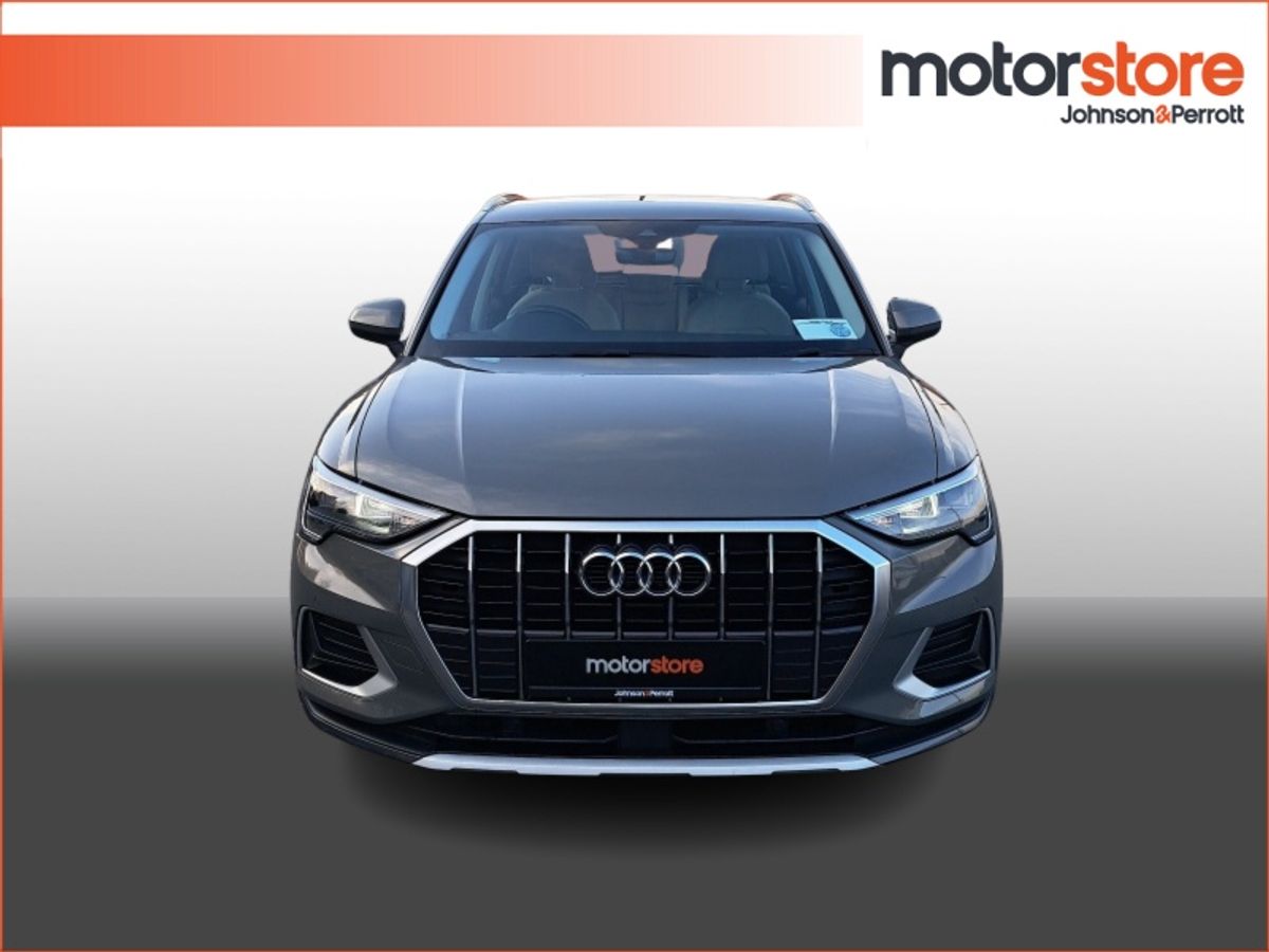 Audi Q3 35 TDI 150HP S Tronic SE with Comfort Pack - 1 Owner
