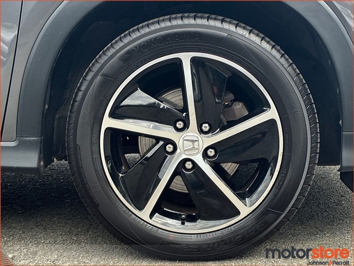 Honda HR-V  1.5 i-VTEC ES CVT