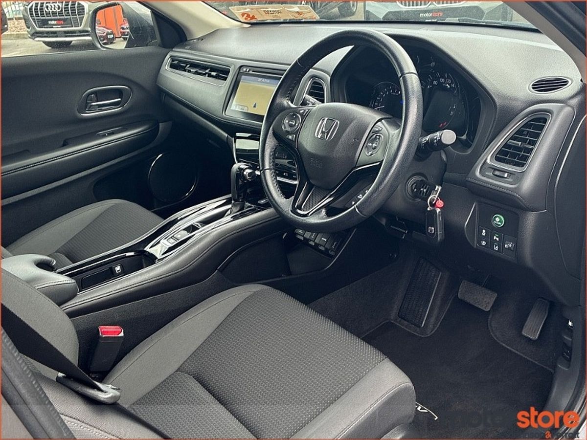 Honda HR-V  1.5 i-VTEC ES CVT