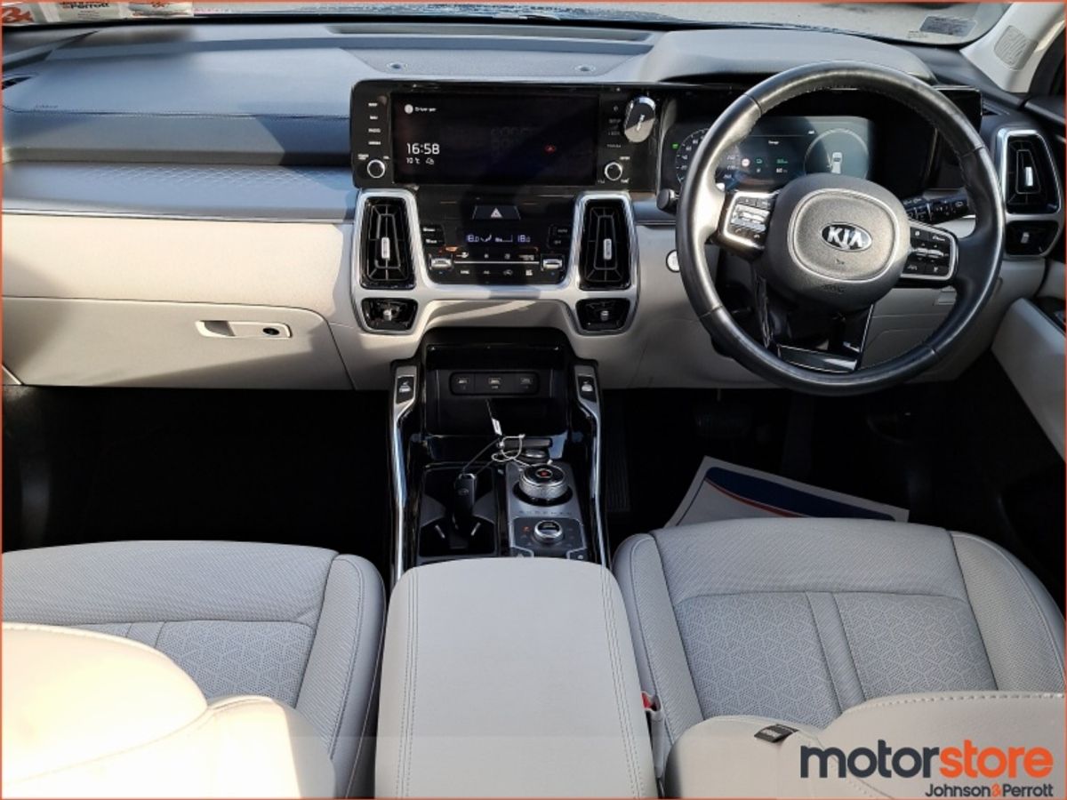 Kia Sorento 1.6 PHEV K3 4X4 7 seats