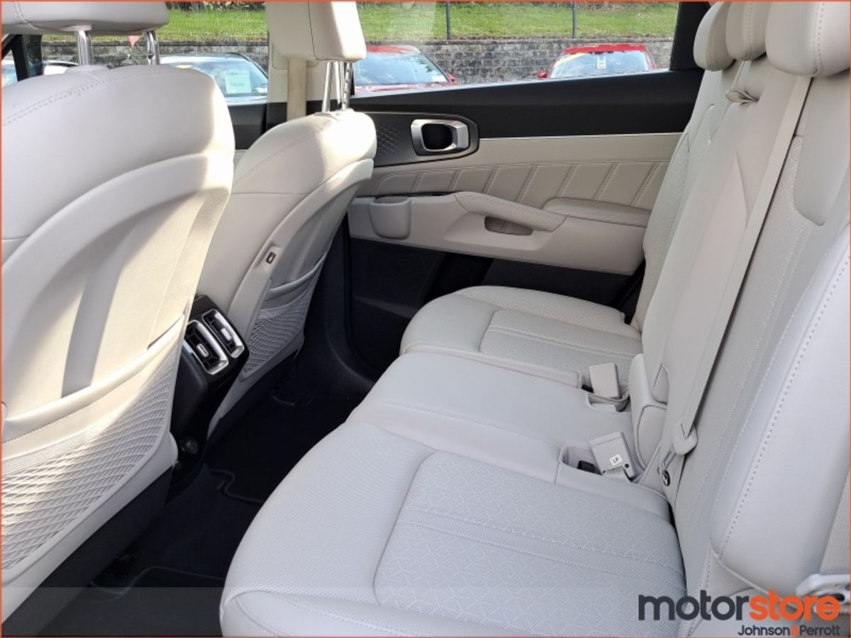 Kia Sorento 1.6 PHEV K3 4X4 7 seats