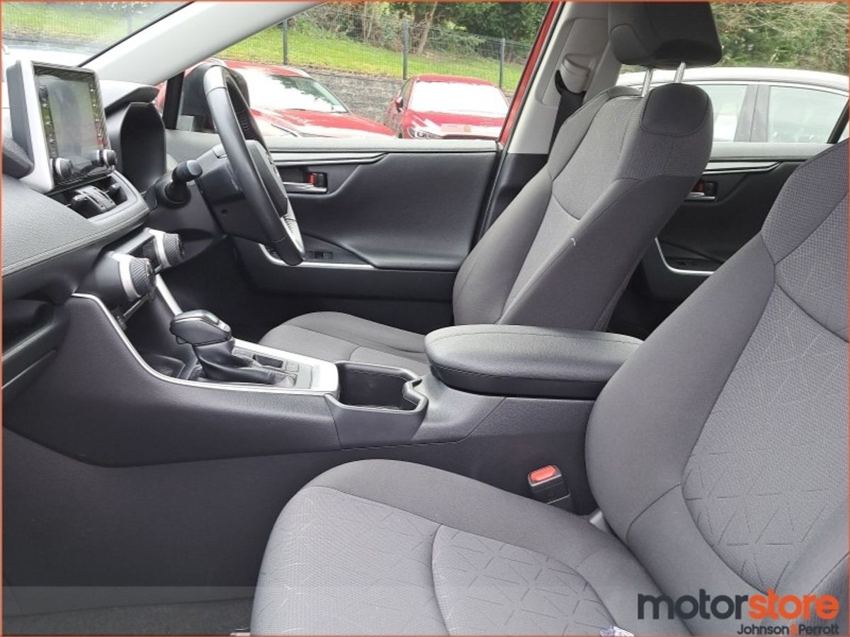 Toyota RAV4 2.5 Hybrid Luna 2WD