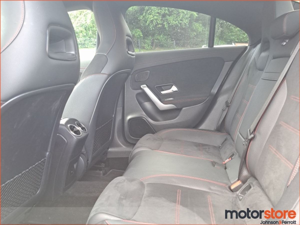 Mercedes-Benz CLA CLA250E PHEV Coup A/T Progressive