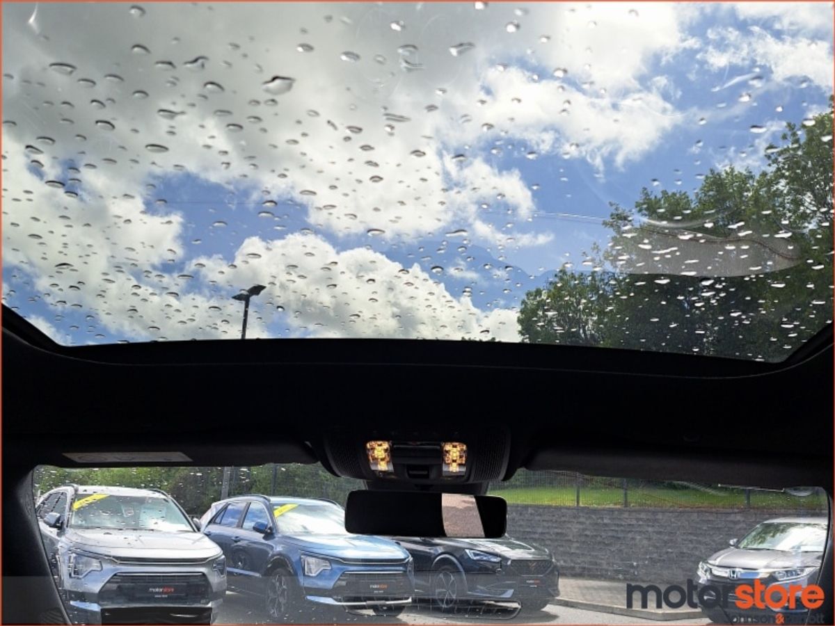 Mercedes-Benz CLA CLA250E PHEV Coup A/T Progressive